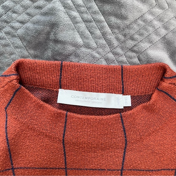 Contemporaine Sweater - Picture 4 of 7